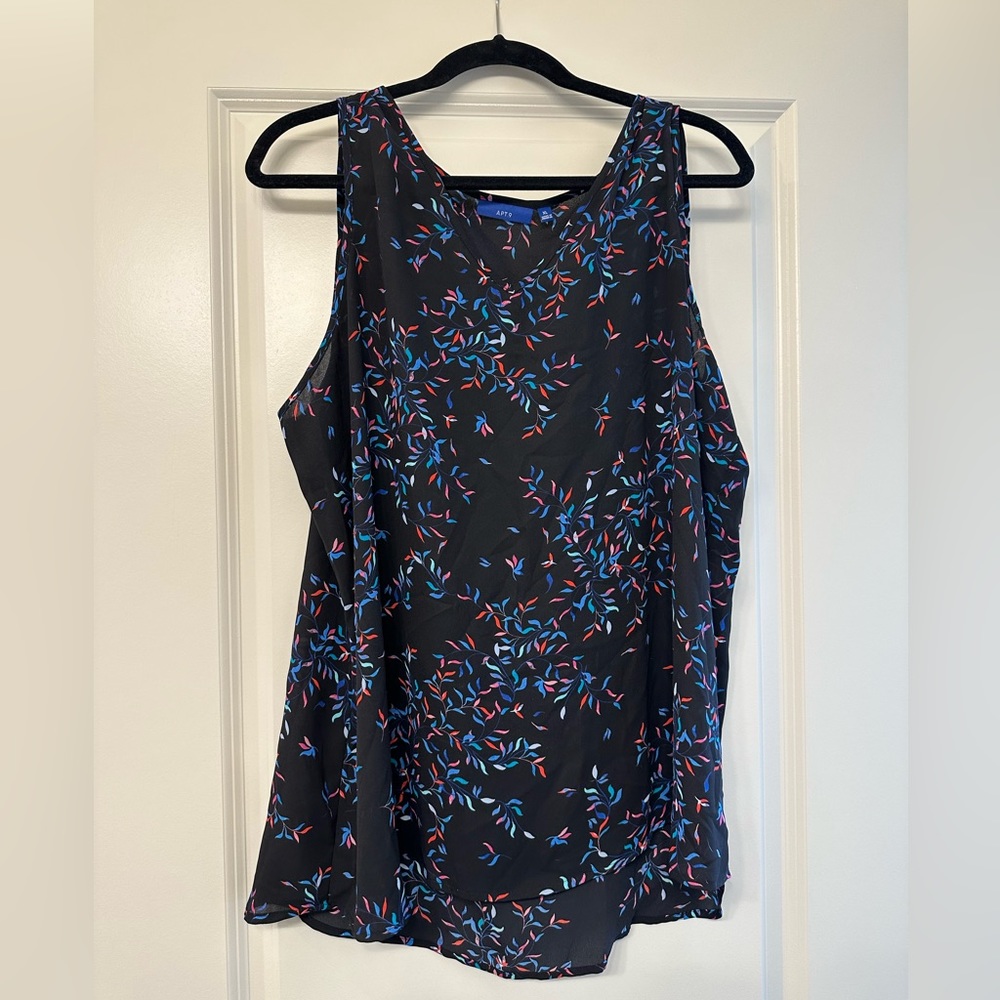 New!! Apt. 9 floral pattern swing trapeze flowy tank top